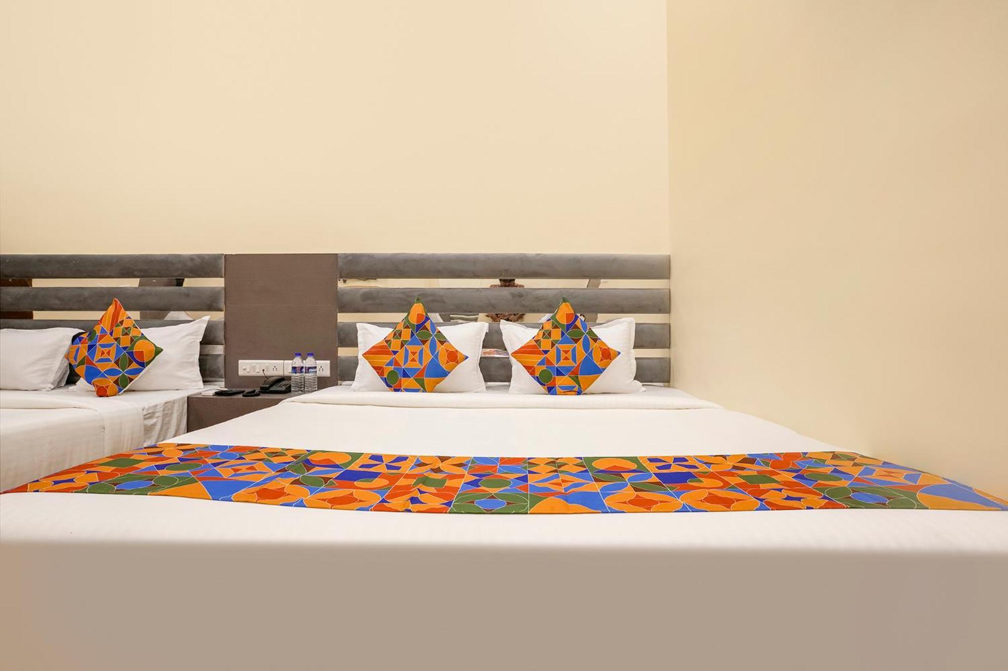 Fabhotel Aazad International - Nr International Airport
