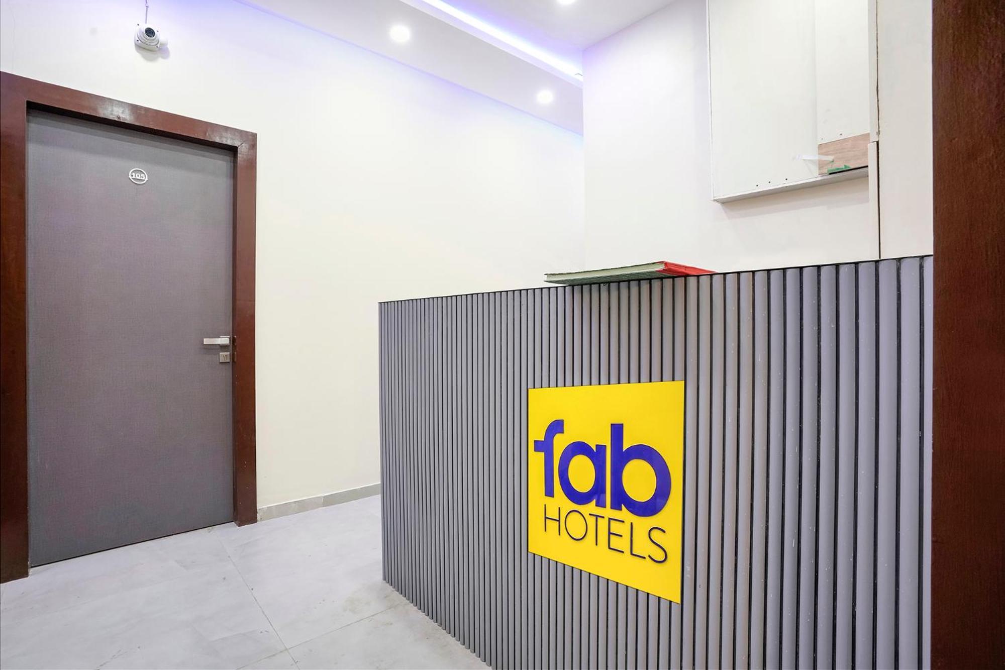 Hotel Fabhotel Aazad International - Nr International Airport 3*