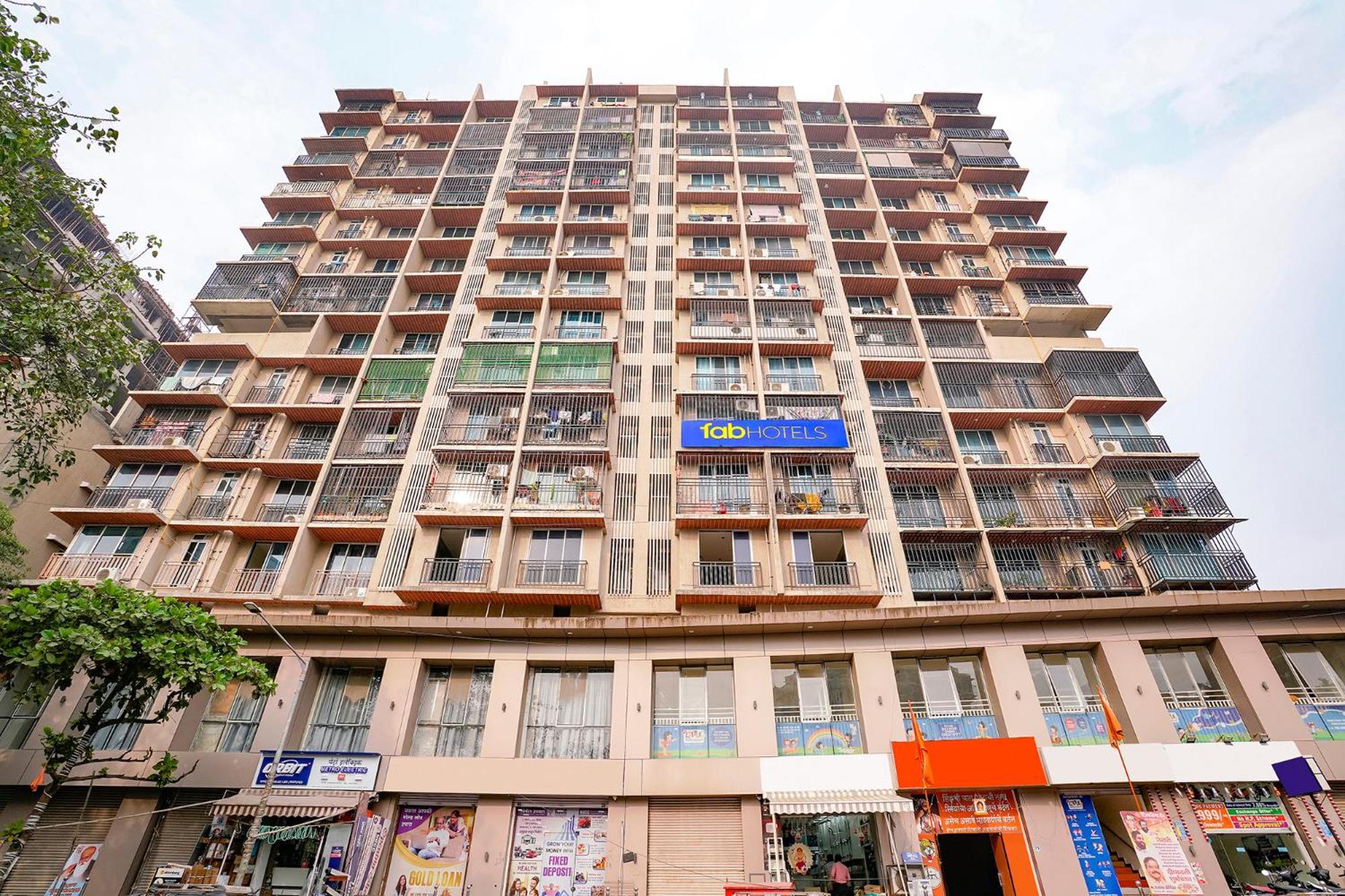 Hotel Fabhotel Aazad International - Nr International Airport Bombaj