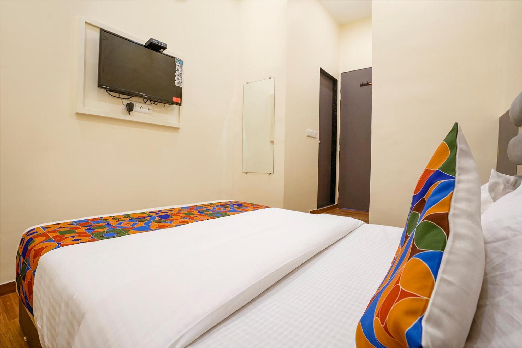 Fabhotel Aazad International - Nr International Airport 3*