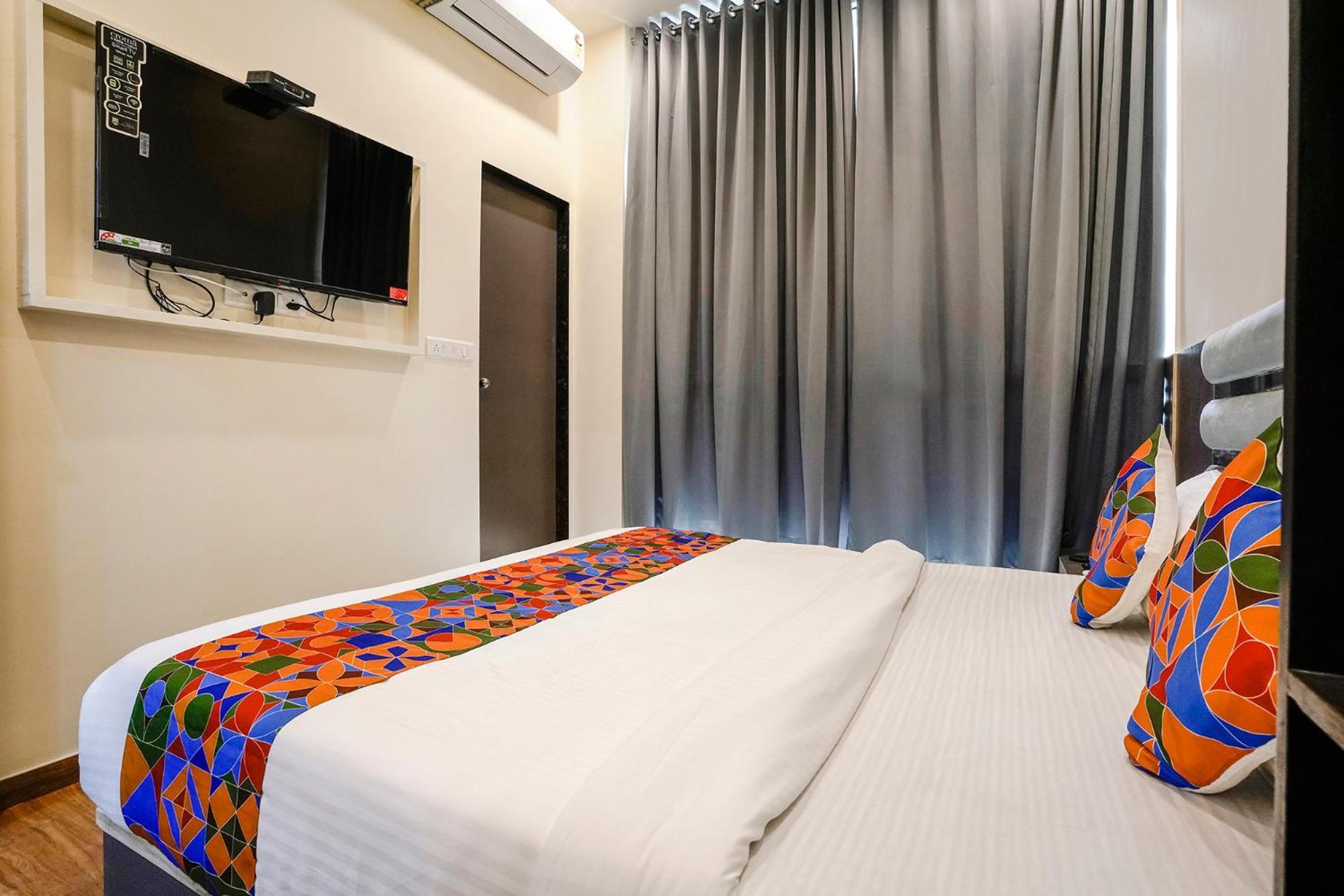 Fabhotel Aazad International - Nr International Airport Hotel 3*